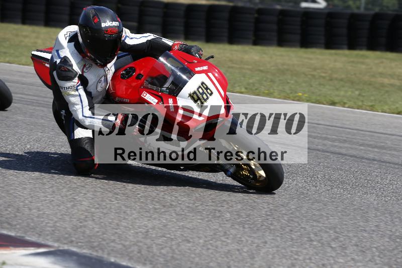 /45 10.08.2025 Plüss Moto Sport ADR/Freies Fahren/988